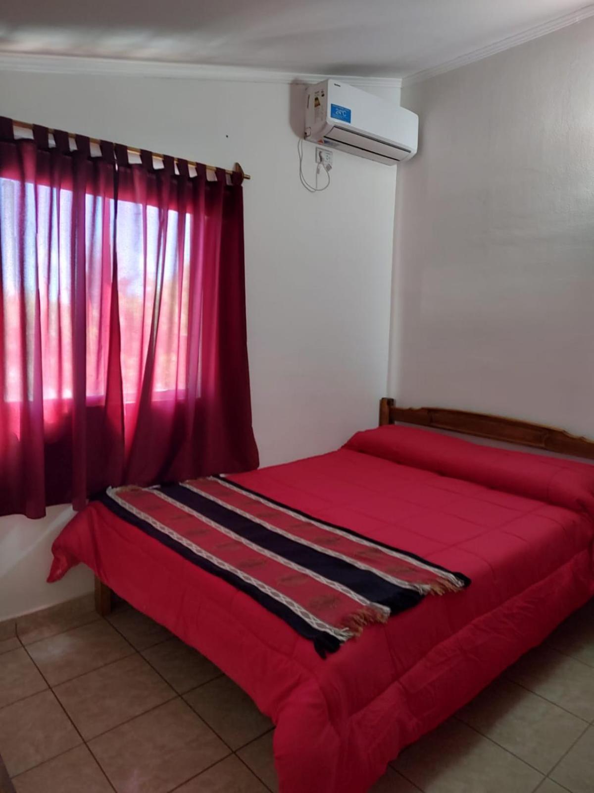 Departamentos Anahi Appartement Río Colorado Buitenkant foto